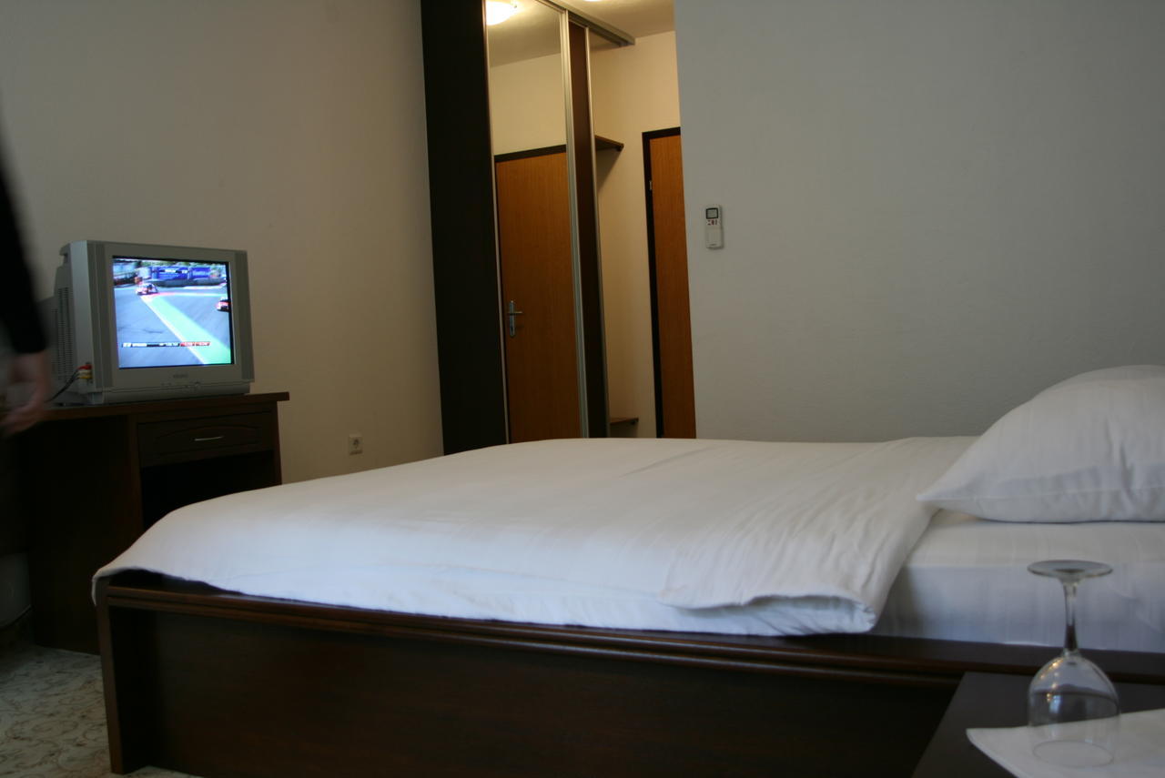 Motel Maksumic Jablanica Экстерьер фото